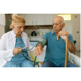 contratar serviço de cuidador de idosos reabilitação Cotia